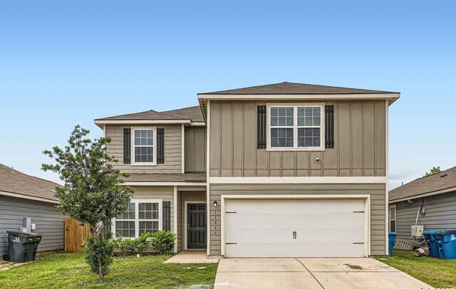 5-bedroom rental at 11846 Latour Vly in San Antonio, TX — photo 1