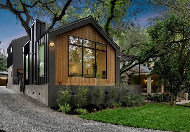 4-bedroom rental at 119 Grant Ave in Alamo Heights, TX — photo 1