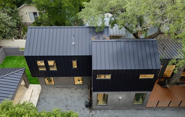 4-bedroom rental at 119 Grant Ave in Alamo Heights, TX — photo 3