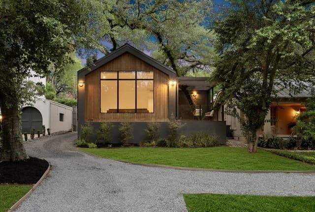 4-bedroom rental at 119 Grant Ave in Alamo Heights, TX — photo 4