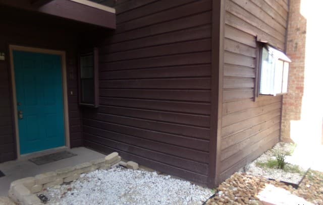2-bedroom rental at 4212 Medical Unit 208 in San Antonio, TX — photo 2