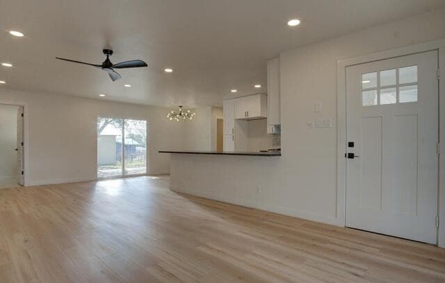 4-bedroom rental at 322 E Rampart Dr in San Antonio, TX — photo 4