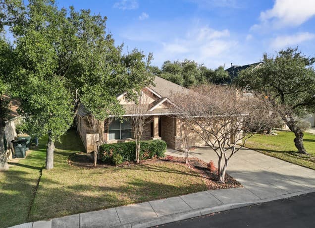 3-bedroom rental at 26710 Trinity Hill in San Antonio, TX — photo 1