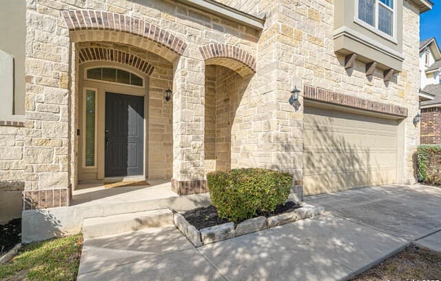4-bedroom rental at 8923 Monument Parke in San Antonio, TX — photo 3