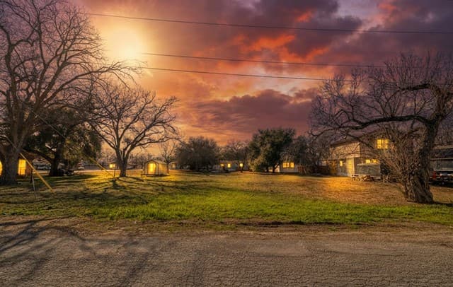 rental at 0 Ave G in Hondo, TX — photo 1