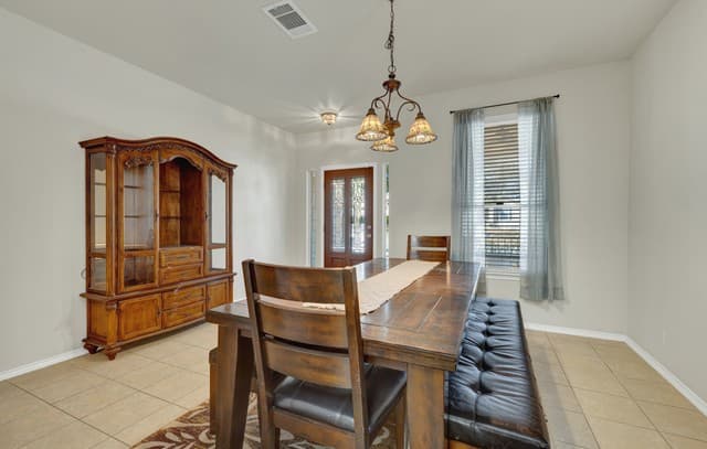 4-bedroom rental at 2748 War Admiral in Schertz, TX — photo 5