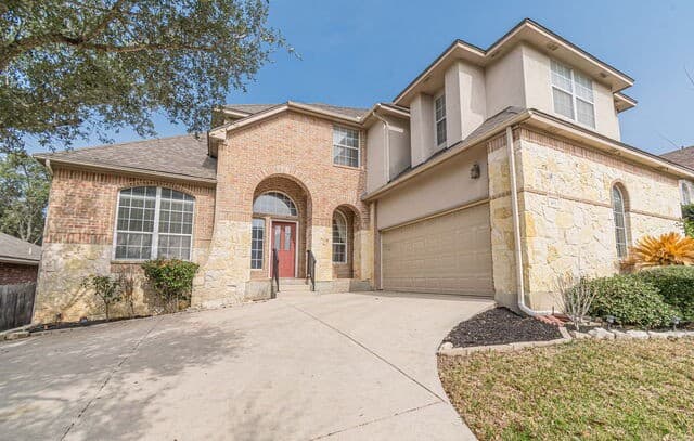 5-bedroom home for sale at 843 Peg Oak in San Antonio TX