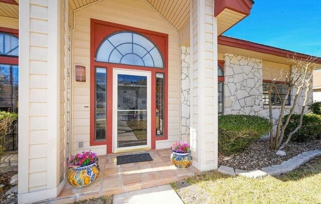 3-bedroom rental at 3617 Scenic in Schertz, TX — photo 2