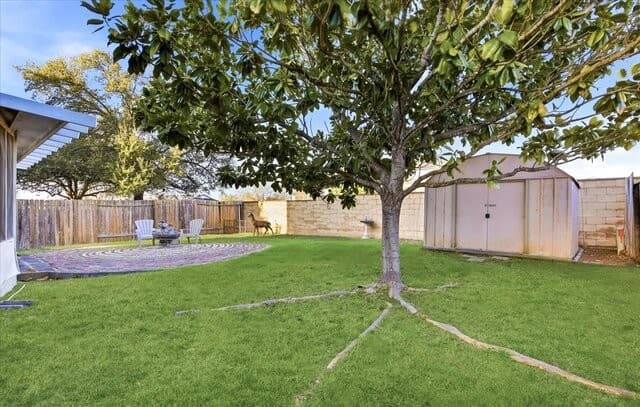 3-bedroom rental at 8410 Park Olympia in Universal City, TX — photo 4