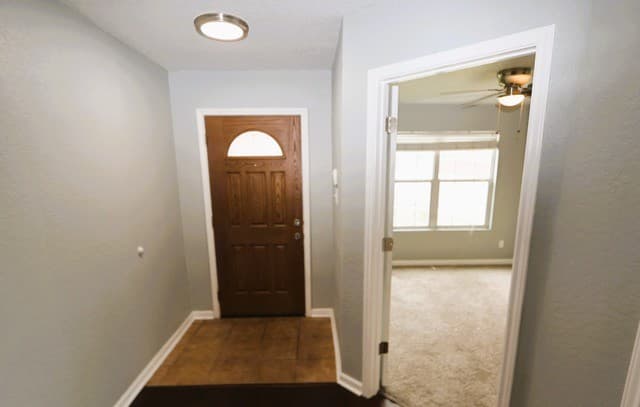 3-bedroom rental at 3838 Pavo Viejo in San Antonio, TX — photo 5