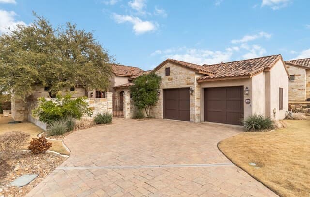 3-bedroom rental at 26 Di Lusso in Boerne, TX — photo 2