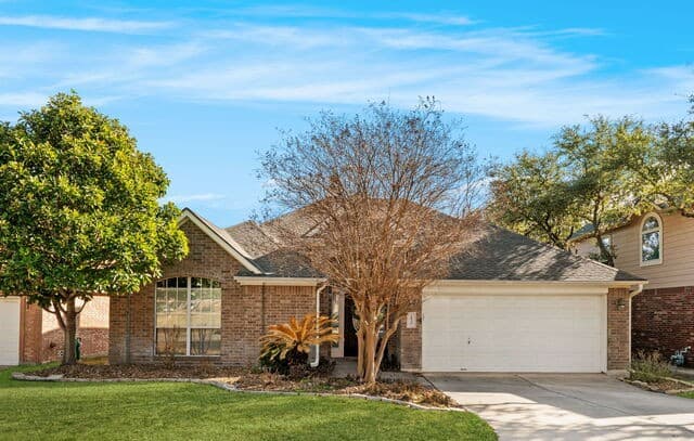 4-bedroom rental at 7830 Sierra Seco in San Antonio, TX — photo 2