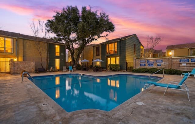 3-bedroom rental at 3678 Hidden Dr Unit 902 in San Antonio, TX — photo 2
