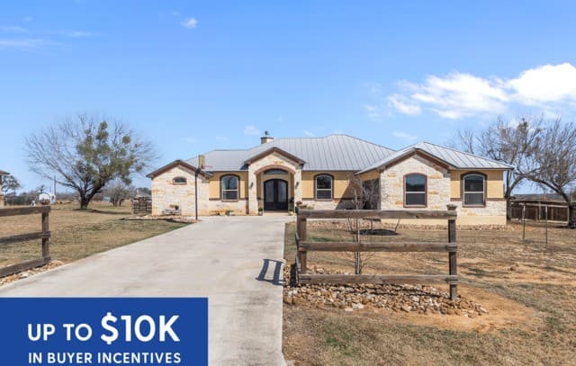 4-bedroom rental at 109 Colibro Creek in La Vernia, TX — photo 1