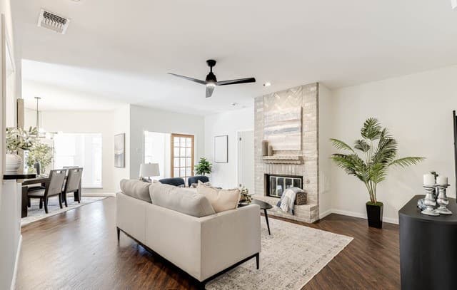 3-bedroom rental at 13931 Red Maple Wood in San Antonio, TX — photo 1