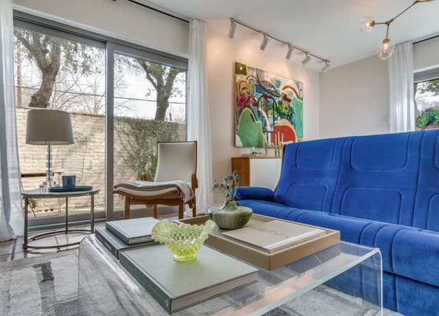 2-bedroom rental at 185 Terrell Rd Unit 101 in San Antonio, TX — photo 3