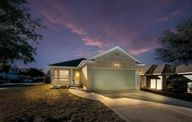 3-bedroom rental at 6719 Dragon CRK in San Antonio, TX — photo 1
