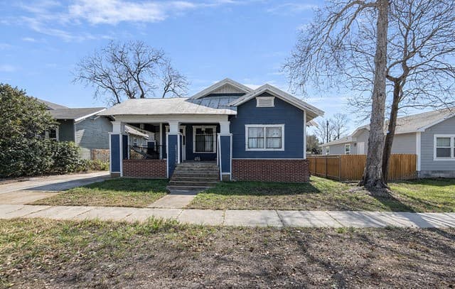 rental at 1116 Gramercy in San Antonio, TX — photo 2