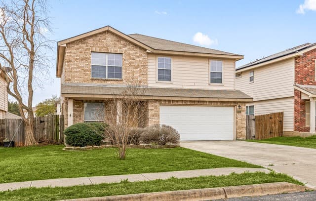 Home for sale at 10111 Sparrow Way in Universal City, TX — photo 2