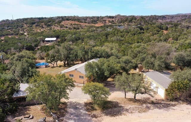 4-bedroom rental at 3909 McCall Creek in Blanco, TX — photo 1