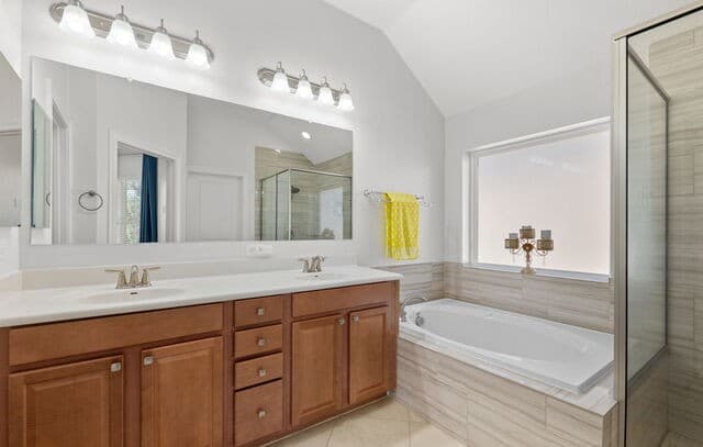 3-bedroom rental at 25756 Two Springs in San Antonio, TX — photo 3