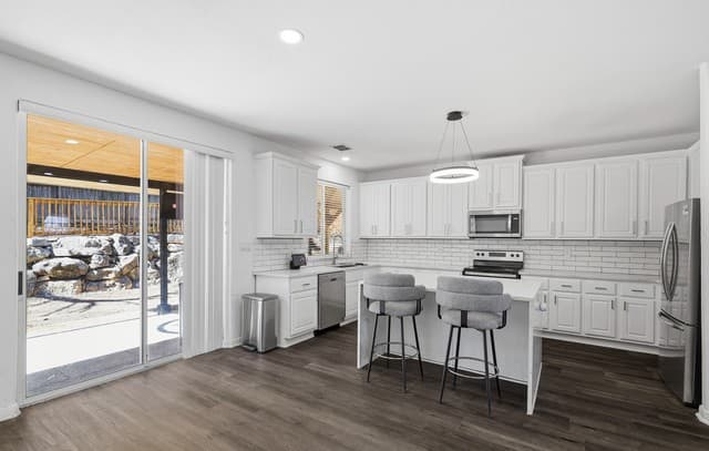 4-bedroom rental at 52 Greens Shade in San Antonio, TX — photo 4