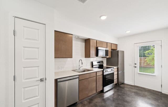 3-bedroom rental at 2916 Martin Luther King in San Antonio, TX — photo 5