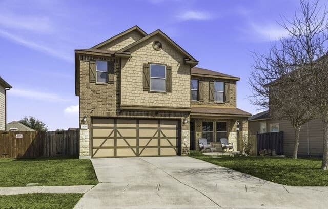 4-bedroom rental at 408 Gatewood CLf in Cibolo, TX — photo 2