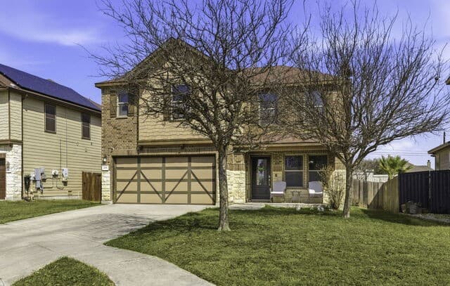 4-bedroom rental at 408 Gatewood CLf in Cibolo, TX — photo 3