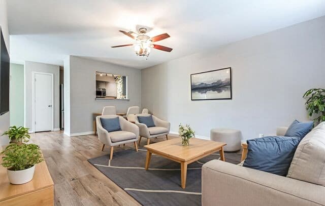 3-bedroom rental at 3854 Wetmore Knoll in San Antonio, TX — photo 2