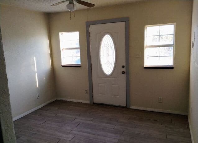 2-bedroom rental at 1311 Sanco in San Antonio, TX — photo 2