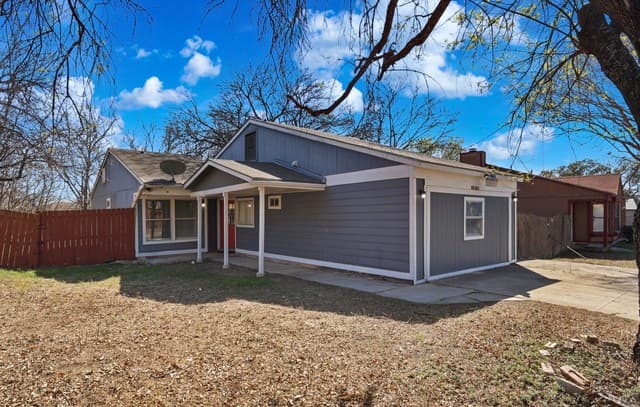 4-bedroom rental at 6086 Glacier Sun in San Antonio, TX — photo 3