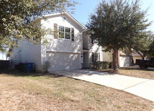 4-bedroom rental at 3510 Glacier Lake in San Antonio, TX — photo 1