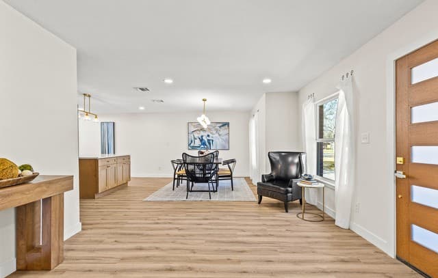 Home for sale at 534 Brightwood Pl in San Antonio, TX — photo 5