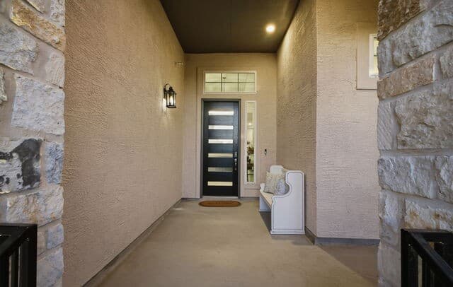 4-bedroom rental at 24718 Resort Pkwy in San Antonio, TX — photo 4
