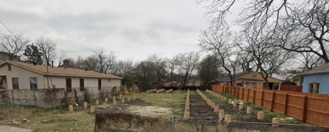 rental at 636 Ruiz in San Antonio, TX — photo 1