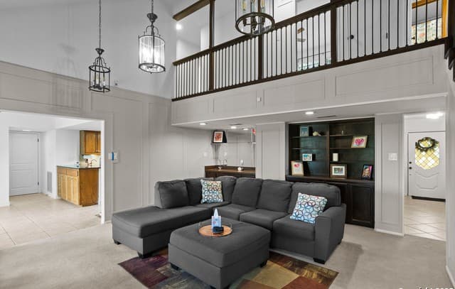 5-bedroom rental at 28417 Royal Ascot in Fair Oaks Ranch, TX — photo 5