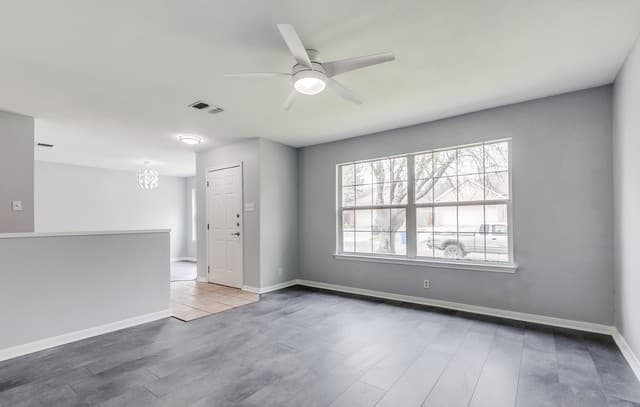 3-bedroom rental at 3522 Eagle in San Antonio, TX — photo 5