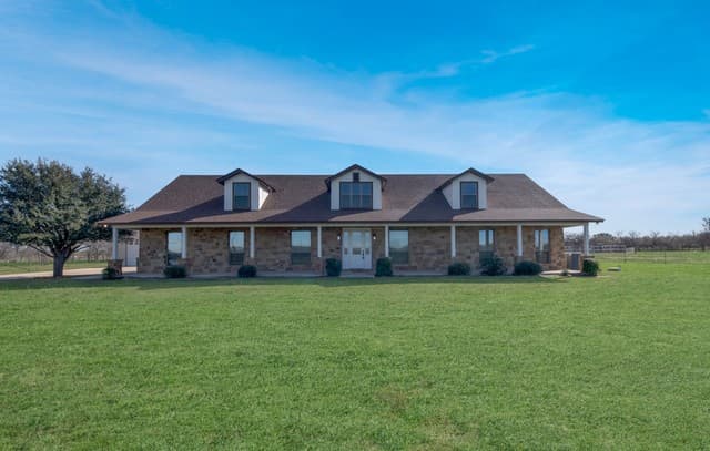 Home for sale at 3255 Fm 539 in La Vernia, TX — photo 5