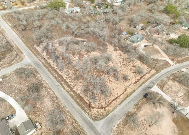 rental at TBD County Road 6864 in Natalia, TX — photo 2