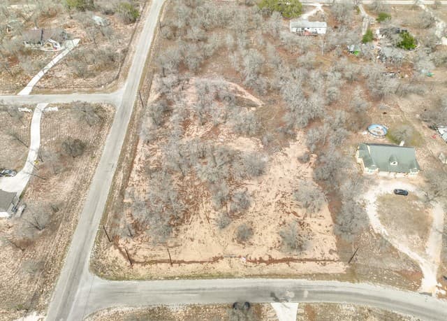 rental at TBD County Road 6864 in Natalia, TX — photo 4