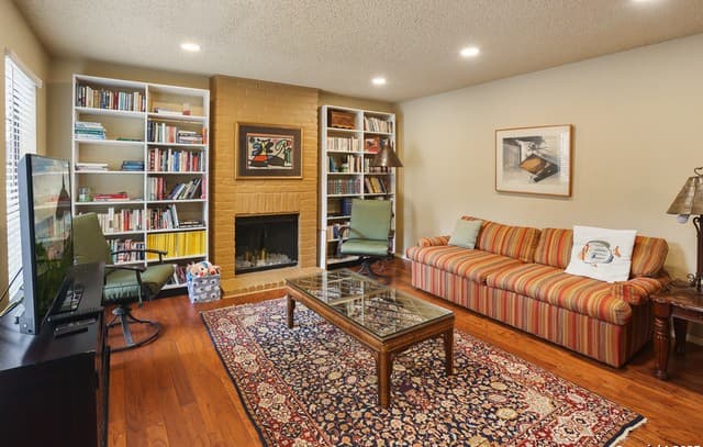 3-bedroom rental at 7711 Callaghan Unit 802 in San Antonio, TX — photo 1