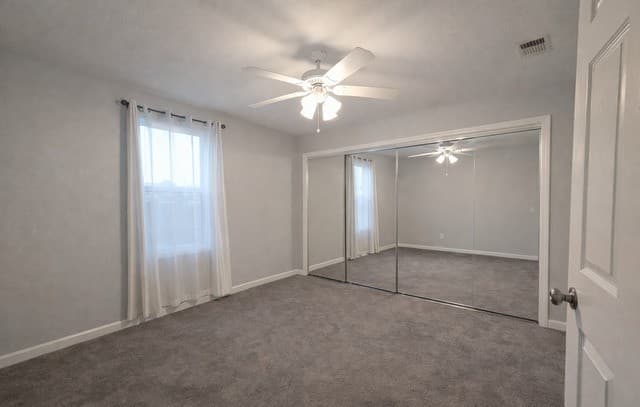 3-bedroom rental at 640 Avenue J in Poteet, TX — photo 4