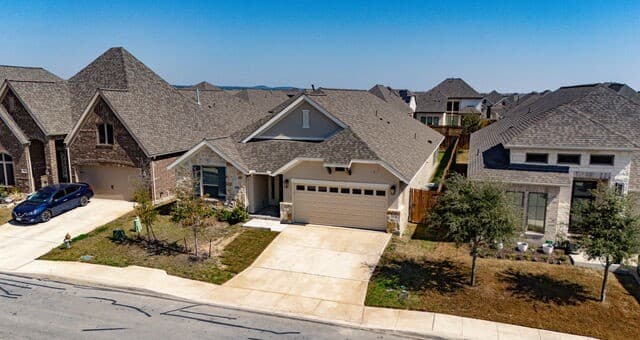 Home for sale at 9426 Groff Garden in San Antonio, TX — photo 5