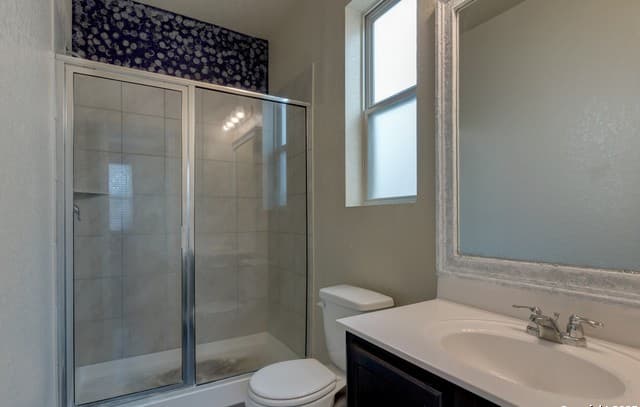 4-bedroom rental at 3931 Somers Crest in San Antonio, TX — photo 5