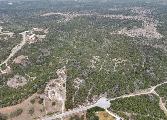 rental at 175 County Road 2765 in Mico, TX — photo 4