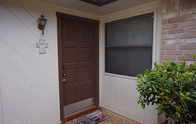 3-bedroom rental at 7222 Rimwood in Live Oak, TX — photo 2