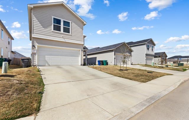 3-bedroom rental at 9419 Platte Place in San Antonio, TX — photo 1