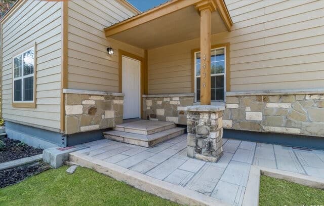 3-bedroom rental at 4434 Mountain Pass in Von Ormy, TX — photo 5