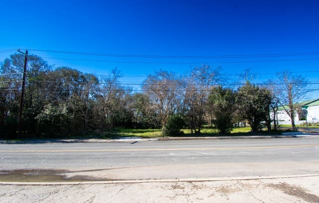 rental at 314 S Plant Ave in Boerne, TX — photo 3